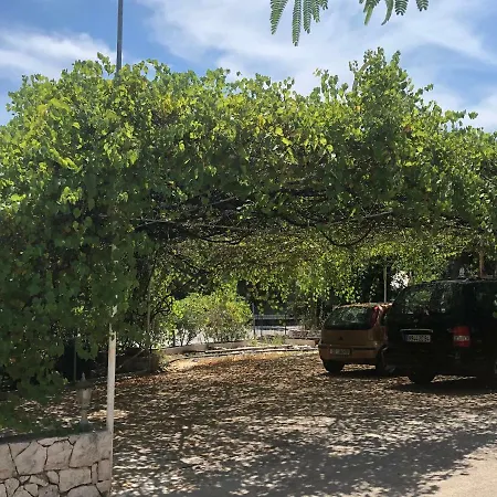 Apartman Marija * Poljica (Trogir)